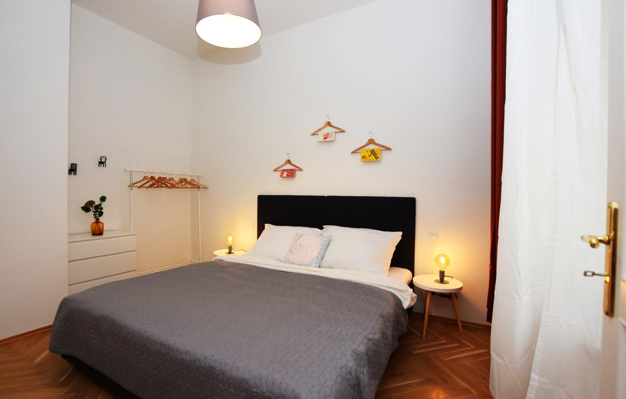 Rehorova Apartments Prag Oda fotoğraf